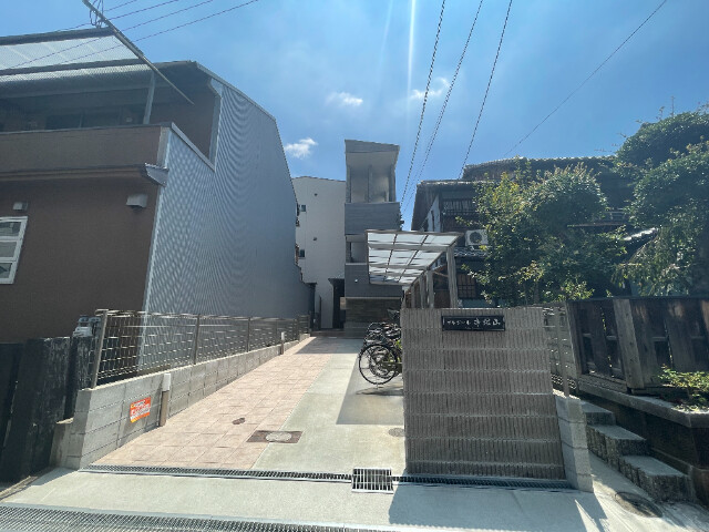 プレジール帝塚山