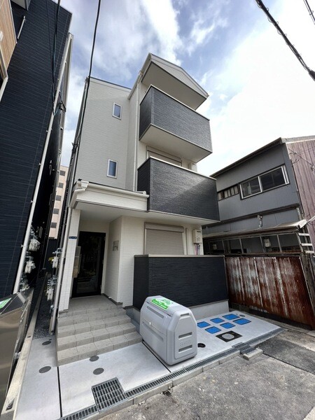 Garden Mansion鶴見橋